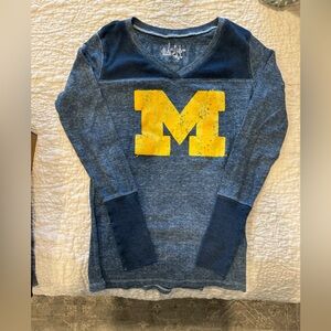 Med/Lg v neck long sleeve University of Michigan Henley woman’s shirt.